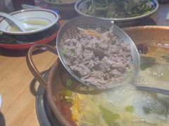 -洱火云南酸菜牛肉火锅(石景山当代商城店)