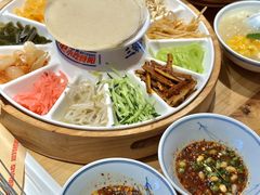 -怪噜范·老贵阳街头名小吃(汇金星力城店)