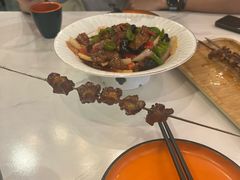 -乡村馕坑肉·烧烤·新疆菜·本地人更爱吃(阿勒泰首店)