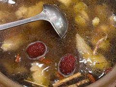 -永記粤菜·五指毛桃花雕鸡煲(九亭店)