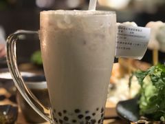 -湊湊火锅·茶憩(杭州湖滨银泰in77店)