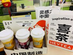-喜茶(杭州滨江宝龙店)