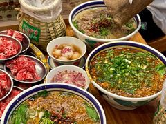 -云阿蛮云南生烫牛肉米线(奉贤路店)