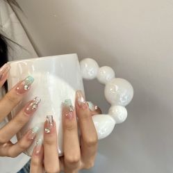 -古啦啦·自助美甲美睫