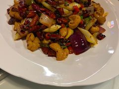 -茅台镇网红溶洞餐厅·茅帮菜馆