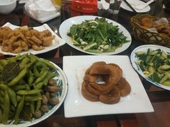 -聚首堂·特色小吃·肘子(什刹海德胜门店)