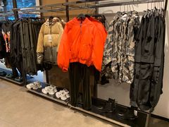 -ZARA(恒隆广场店)