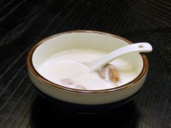 杏汁芋泥薯丸-潮汕味道·煮海餐厅(金麟大厦店)