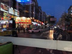 -大城·烧烤海鲜大排档(台东店)