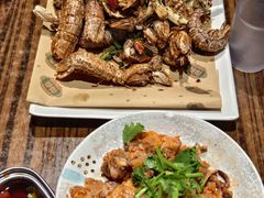 -蚝堡海鲜·威海菜·海肠捞饭·烧烤·亚洲吃蚝公司(幸福门店)