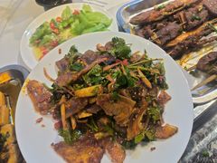 -牛得很·鲜牦牛肉烧烤·牛羊肉菌汤锅(康定店)