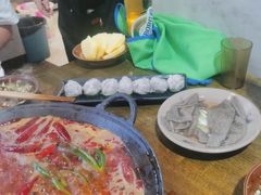 -黄潇洒老火锅(九眼桥宏济巷店)