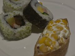 -大中华希尔顿酒店-念自助餐·嗨啤·小龙虾
