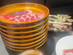 -牛YO寿喜烧·铁板烧和牛火锅自助(市府恒隆店)