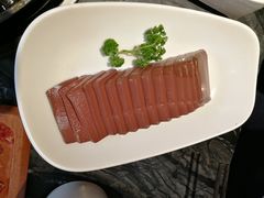 鸭血-热火朝天鲜切牛肉火锅(南强街巷店)