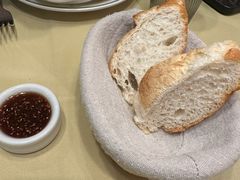 餐前果仁面包-秋林西餐厅
