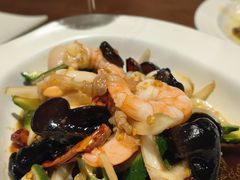 -肆海小川菜酒馆Wine Bistro (青年路店)