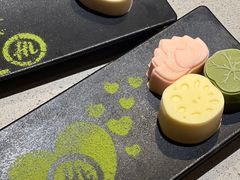 -海底捞火锅(新松江路生日主题店)