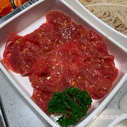海底捞火锅(吾悦广场店)的嫩牛肉好不好吃?用户评价口味怎么样?