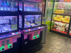 -反斗乐园π·电玩·高空拓展·蹦床(龙华天虹店)