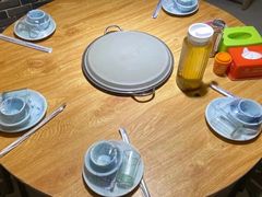-茸梅路右拐龙虾-农家菜(松江店)