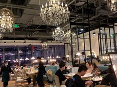 大堂-爱客得牛排海鲜烤肉·火锅自助(春熙路黑金好店)
