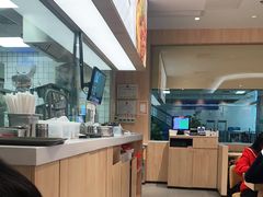 -遇见小面(站西路店)