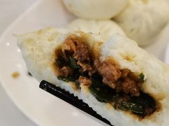 李与白酱肉包-李与白包子铺(桐梓林店)