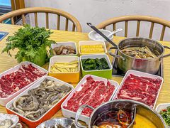 -杨老板·海鲜集市火锅·鲜切牛肉(中防万宝店)