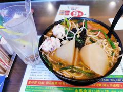 -星林居酸辣米线餐厅