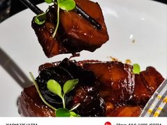 陈年花雕红烧肉-麻六记(凤凰汇店)