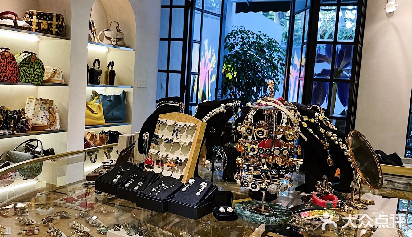 魔都探店｜打卡浪姐王鸥同款Vintage买手店