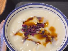 -云阿蛮云南生烫牛肉米线(奉贤路店)