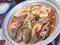 -东来菜馆•手抓海鲜家常菜•海鲜锅贴(鸽子窝店)