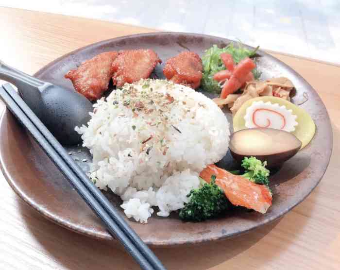 饭丰町·和风精致便当(星澜里店)-"便当精致,还有保温袋,赏心悦目.