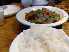 -隔壁老王·家常云南菜(花巷店)