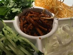 京酱肉丝-北院·果木烤鸭·25年东北菜(创意产业园店)