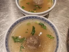 -潮界(LU·ONE凯德晶萃广场店)