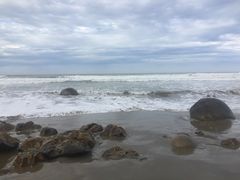 -摩拉基大圆石