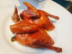 脆皮玻璃鸽-巧庆楼·茶膳
