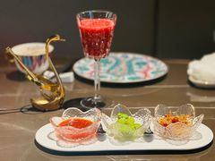 餐前小食-海派悦庭·海胆烧麦·新融合菜(凯德广场店)