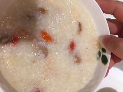 百粥坊餐饮店(仙林金鹰店)-赛百味(仙林金鹰店)