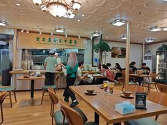 -贯贯吉·清真餐厅(浙江中路店)