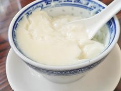 -周大娘牛乳(旧寨古村总店)