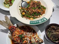 -费大厨辣椒炒肉(黄兴中心广场店)