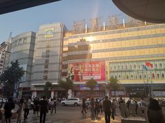 -广州白马服装市场