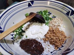 豆花米线-蜗牛小馆醉乡民谣云南菜(惠新西里店)