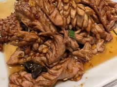 -梅飞酒家(名辉豪庭店)