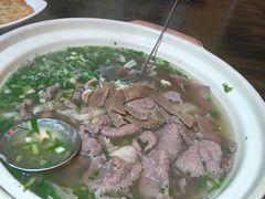 -乐山食古香跷脚牛肉