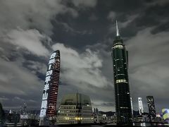 -金摩尔健身游泳(万象城鼎丰大厦店)